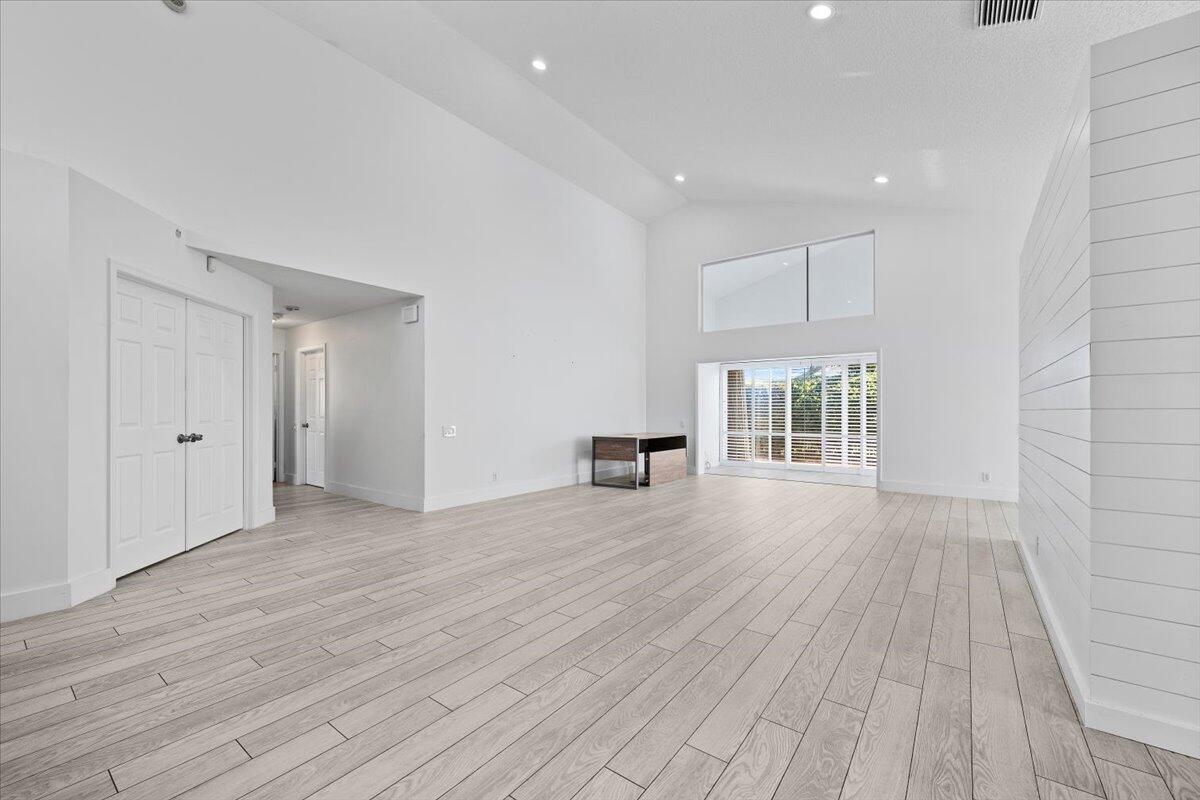6070 Pitch Lane
