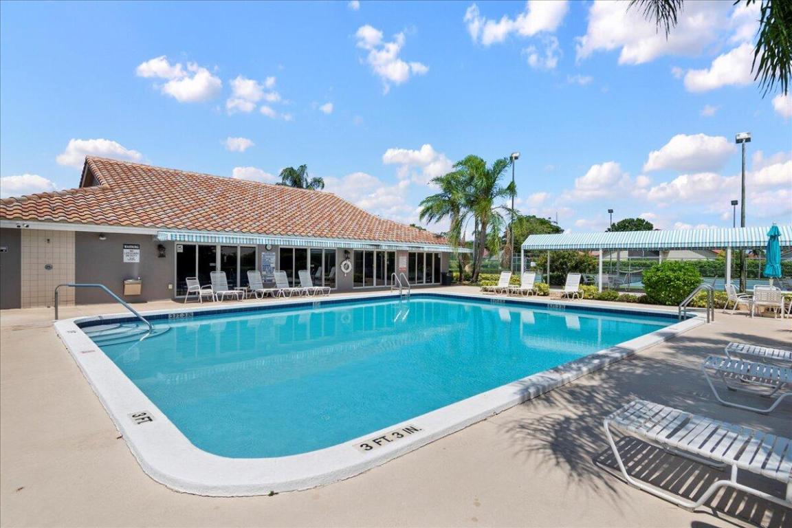 GOLF COLONY - Residential