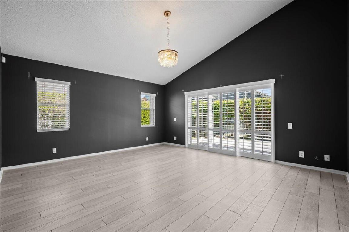 GOLF COLONY - Residential