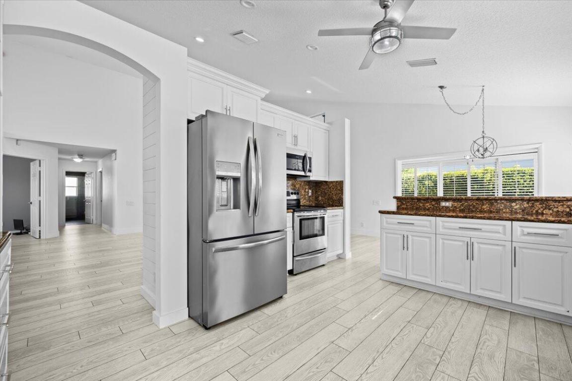 GOLF COLONY - Residential