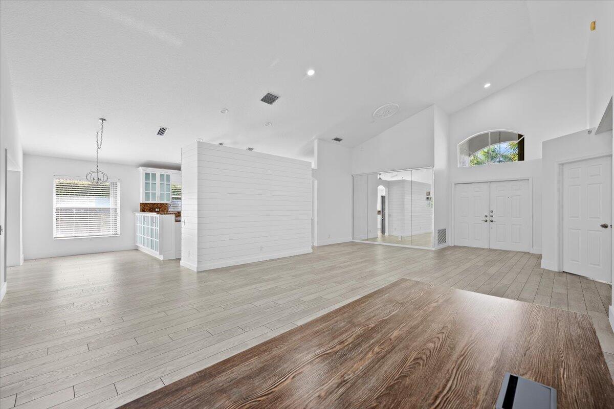 6070 Pitch Lane