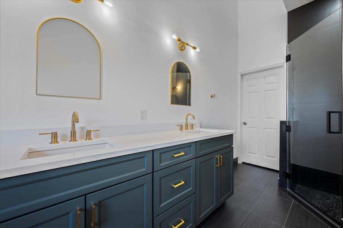 GOLF COLONY - Residential