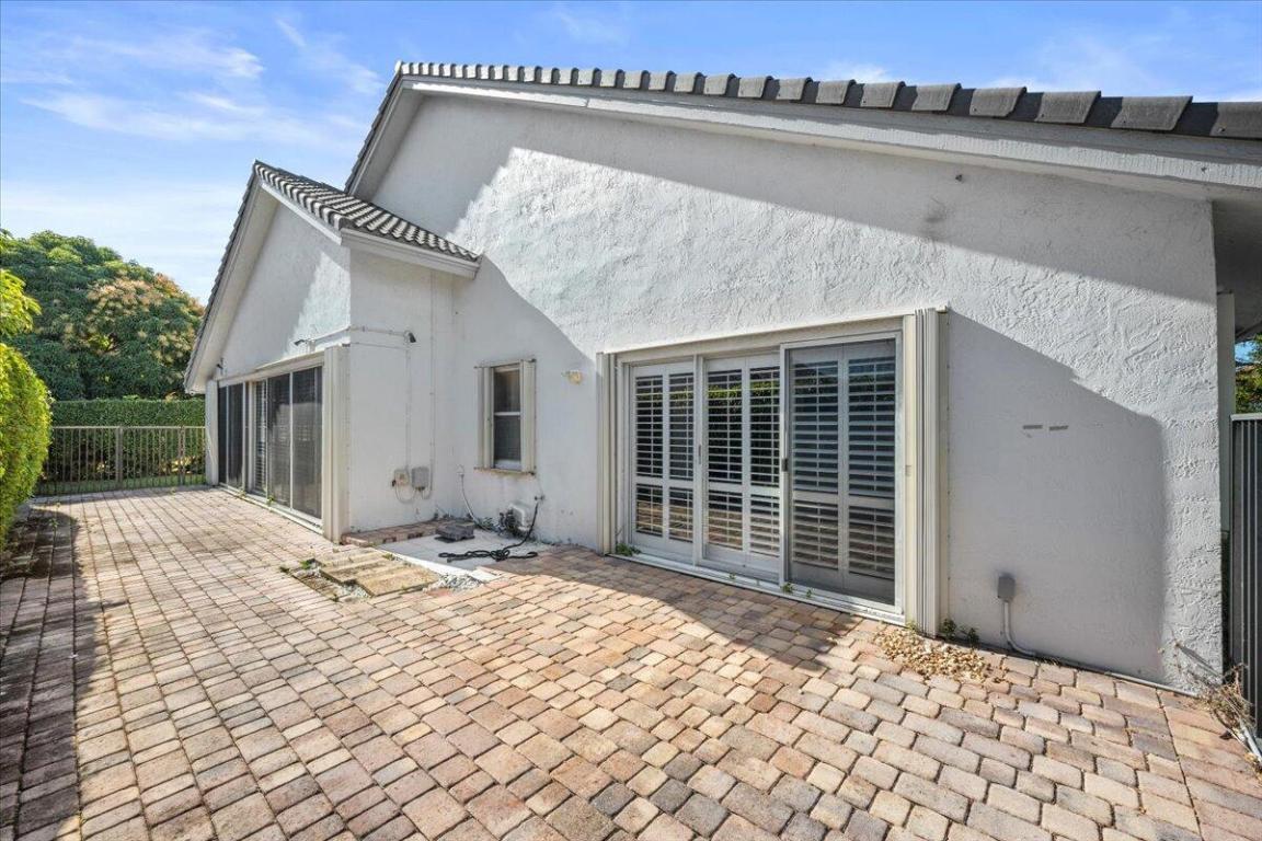 GOLF COLONY - Residential