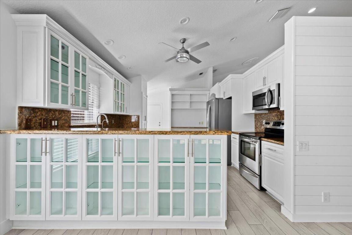 GOLF COLONY - Residential