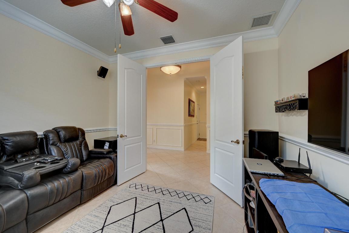 MIZNER FALLS - Residential