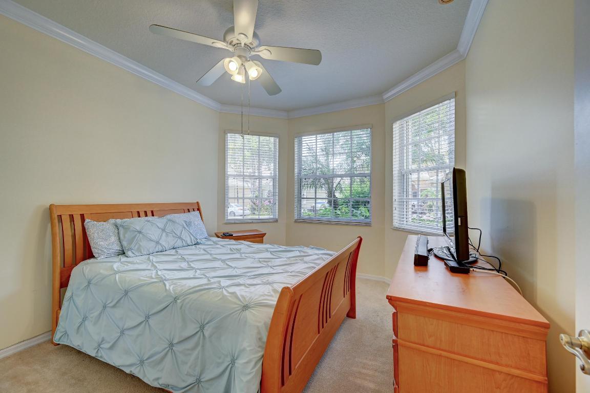 MIZNER FALLS - Residential