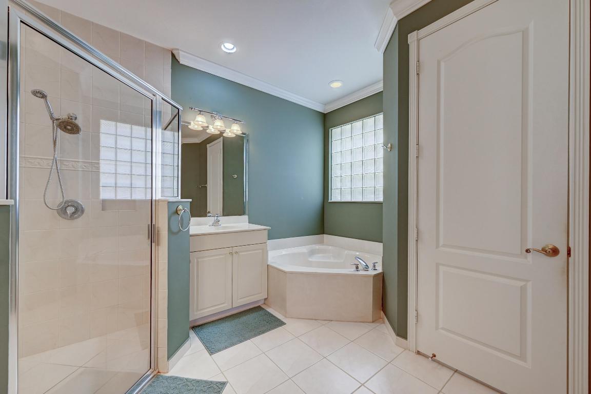 MIZNER FALLS - Residential