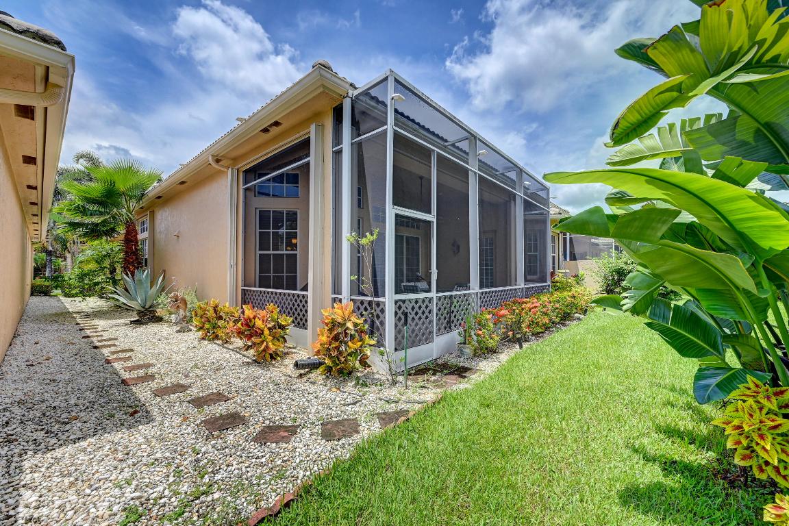 MIZNER FALLS - Residential