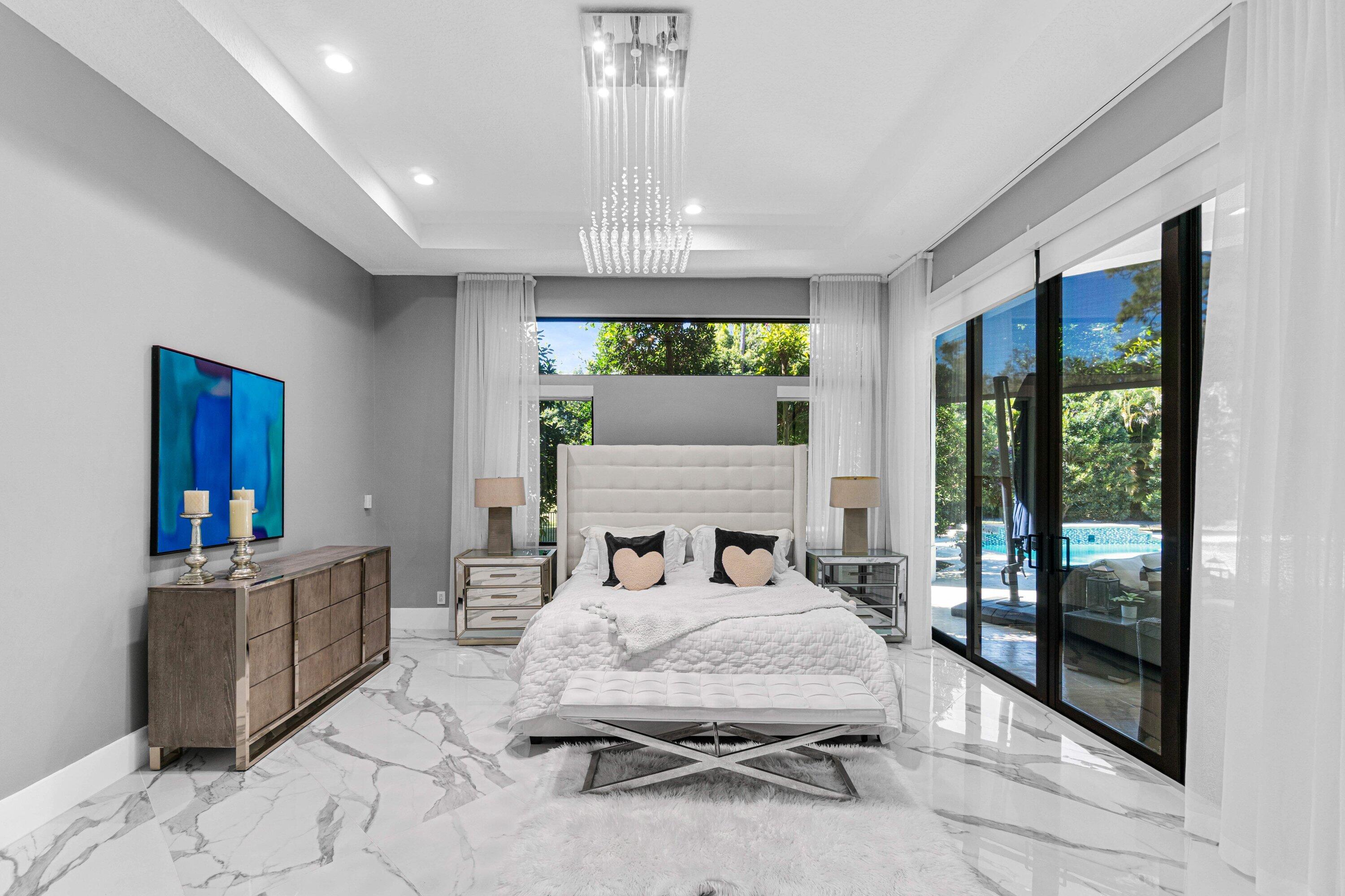 SHERBROOKE ESTATES - Residential