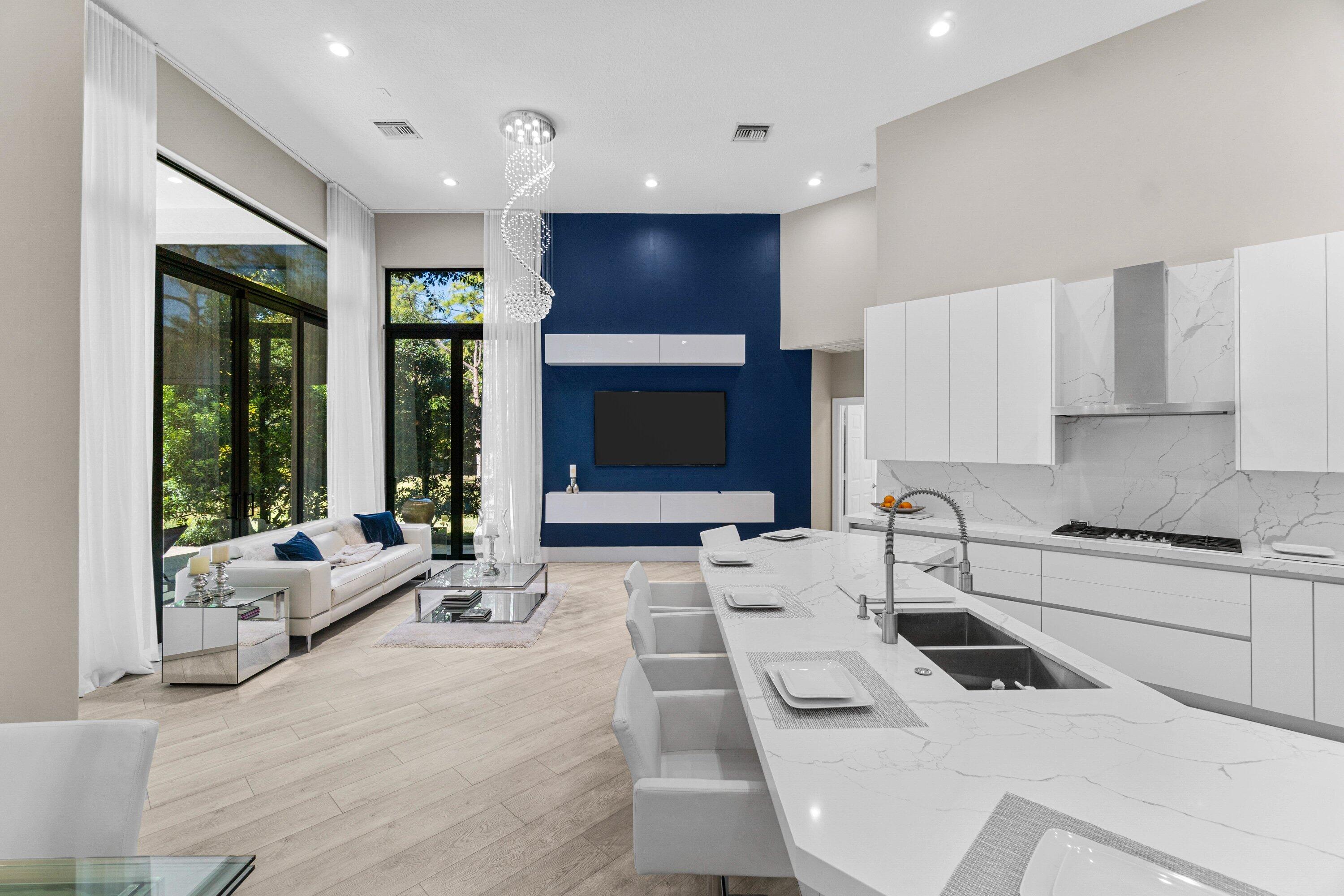 SHERBROOKE ESTATES - Residential