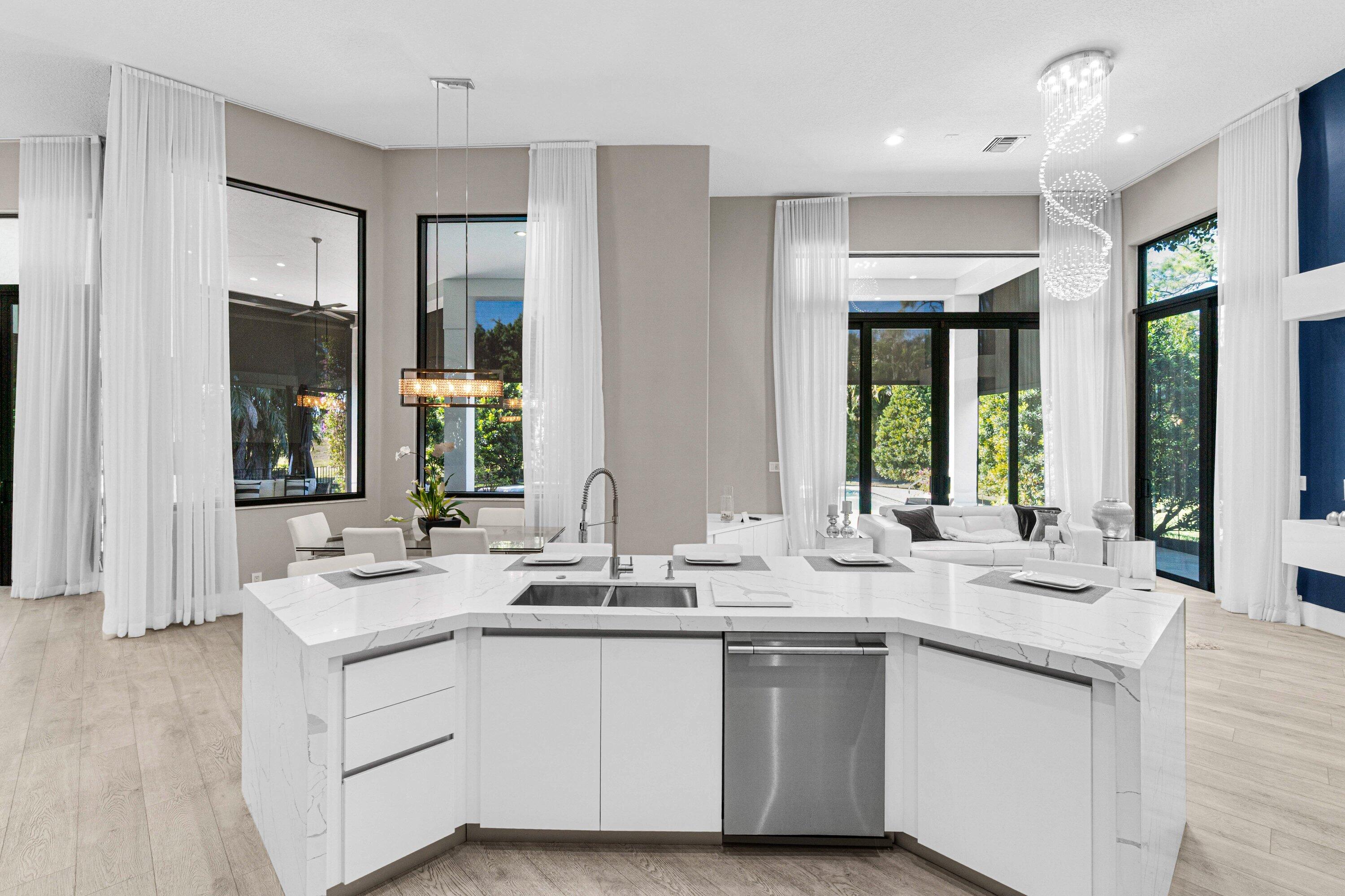 SHERBROOKE ESTATES - Residential