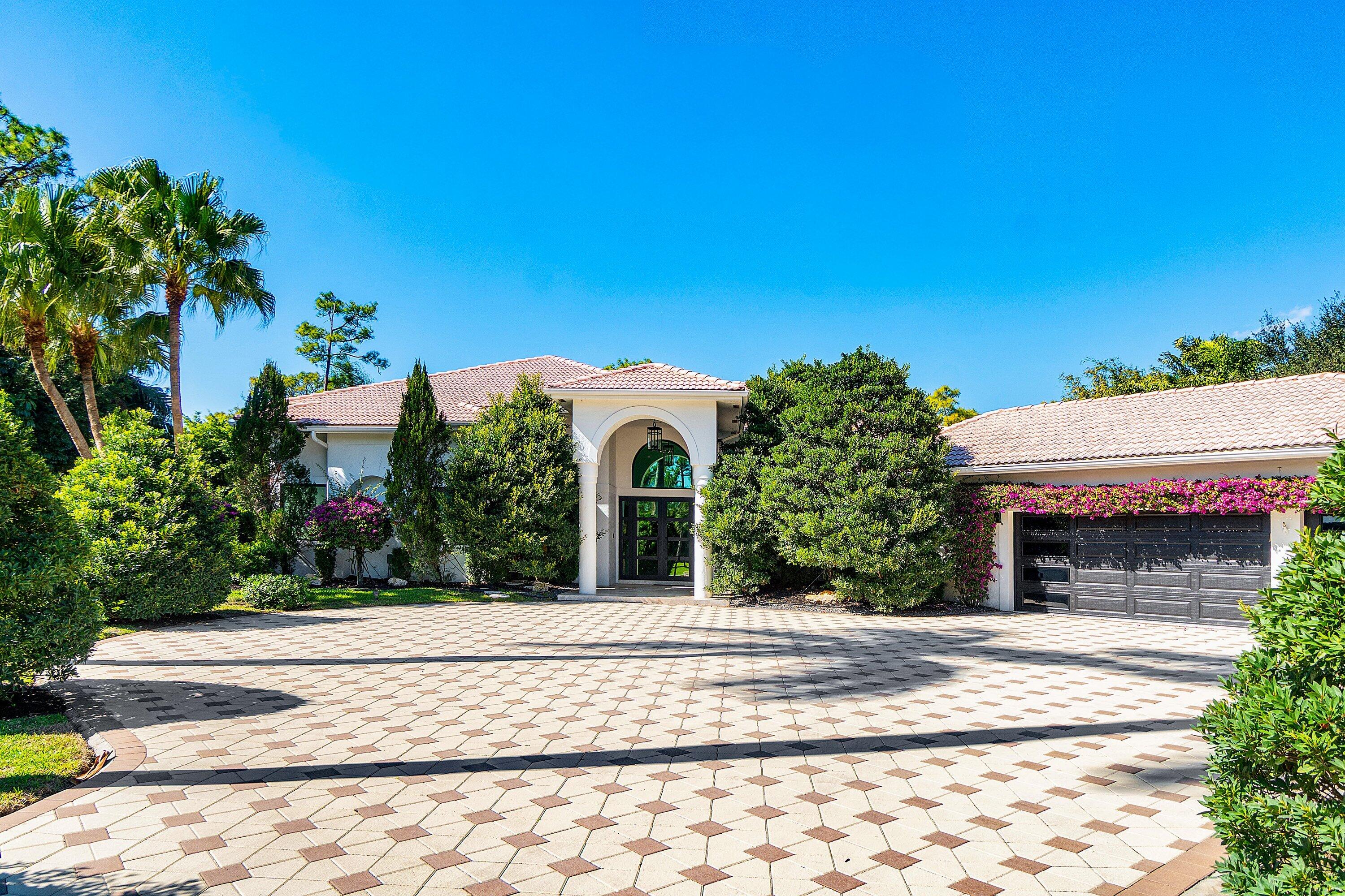 SHERBROOKE ESTATES - Residential