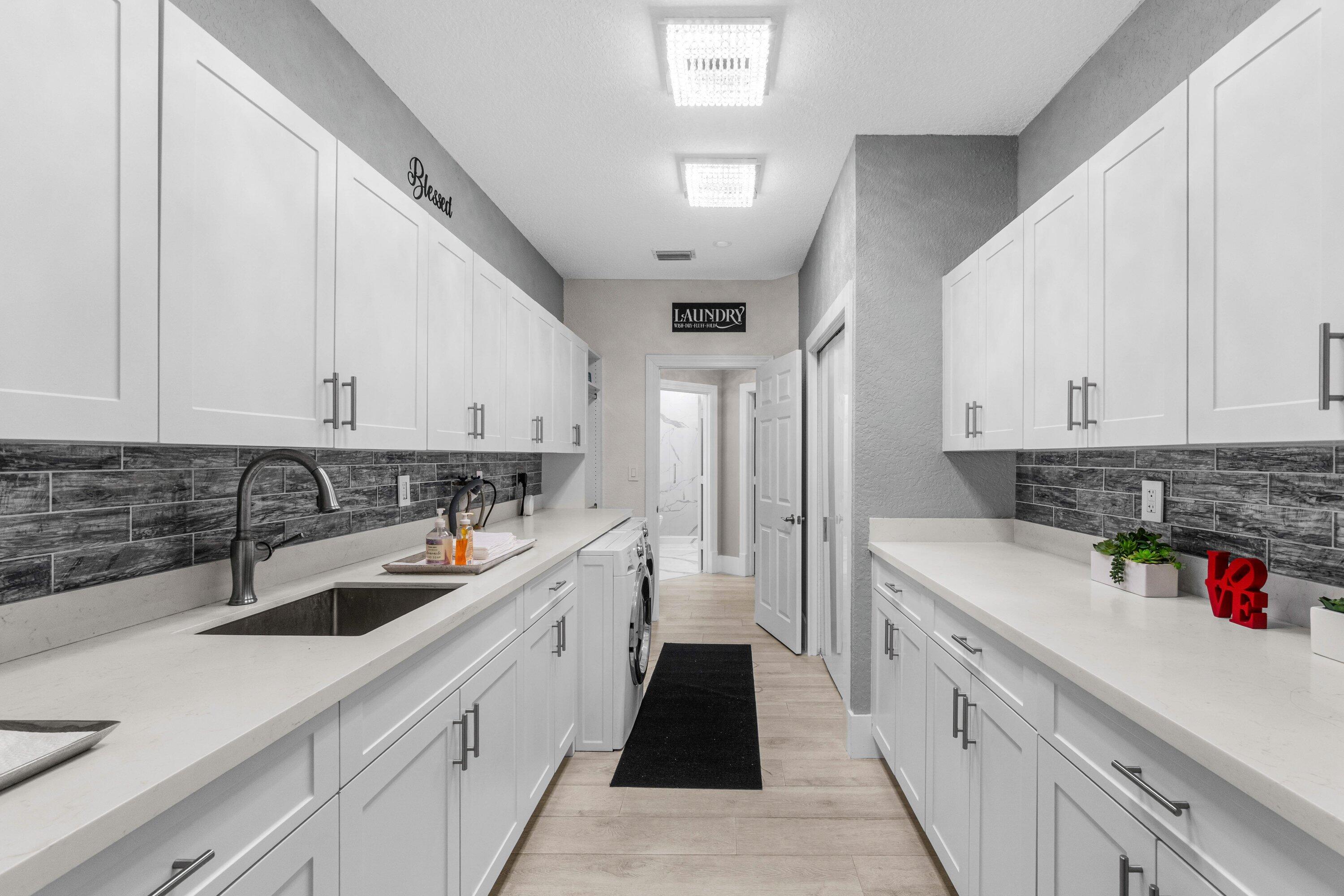 SHERBROOKE ESTATES - Residential