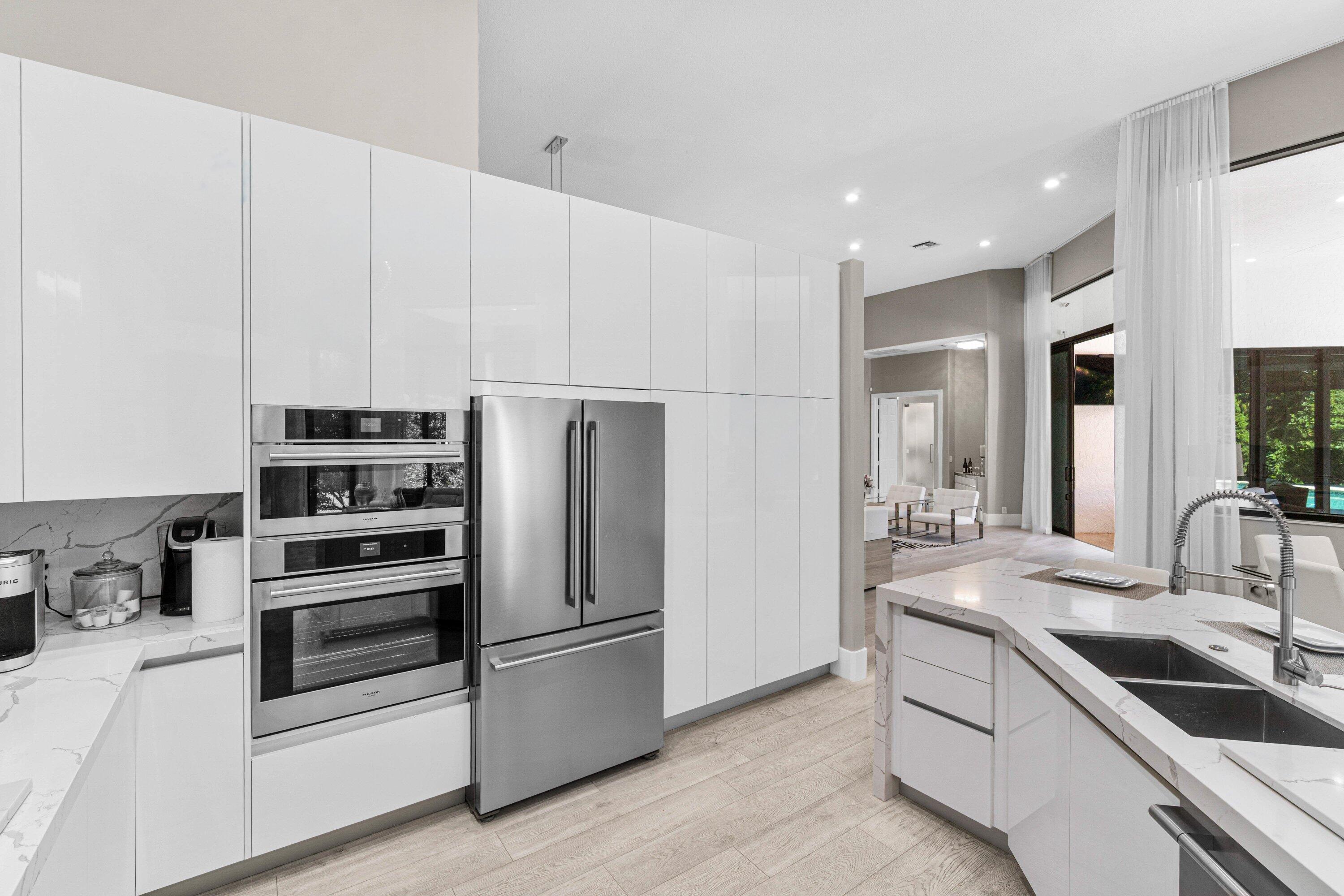 SHERBROOKE ESTATES - Residential