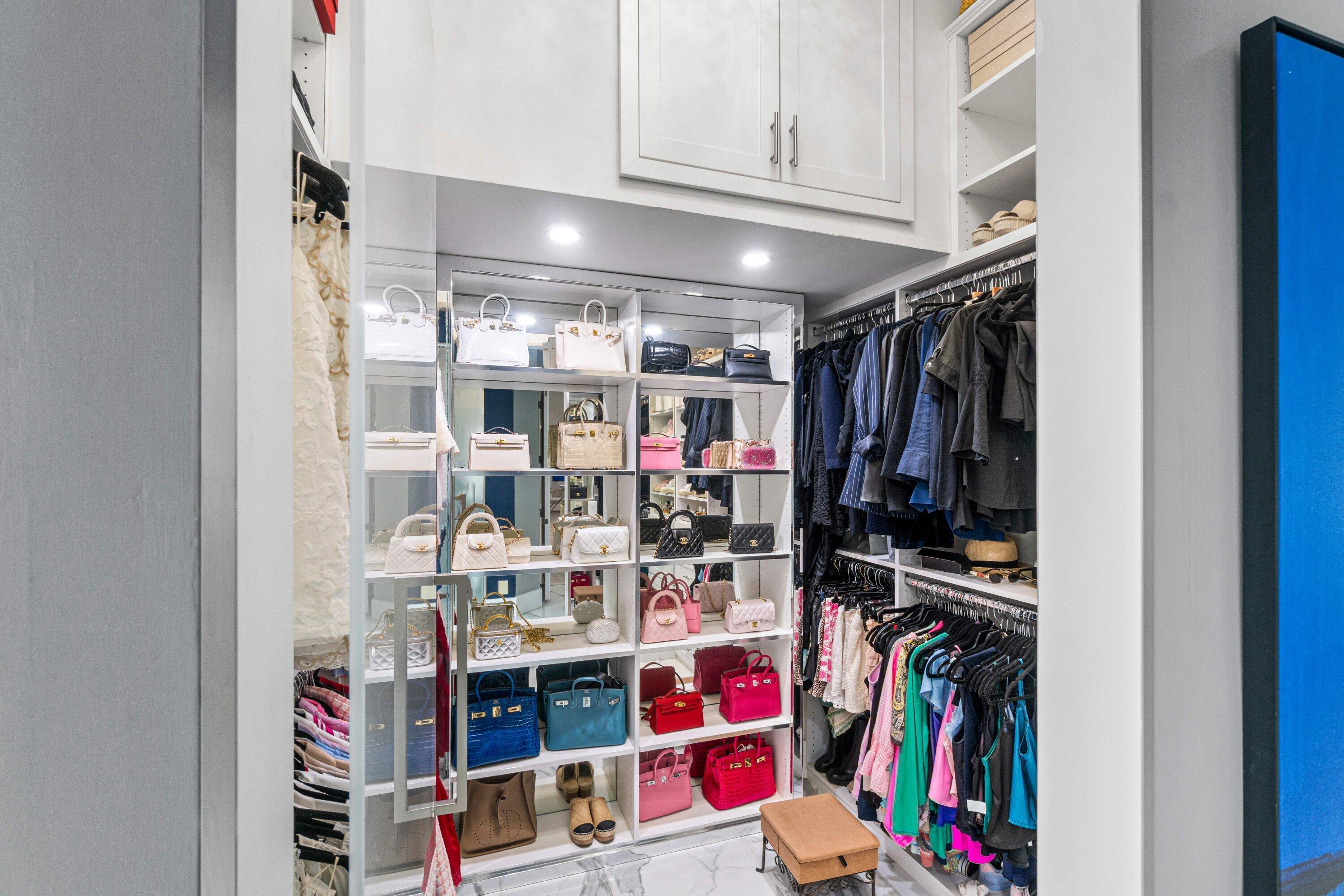 SHERBROOKE ESTATES - Residential