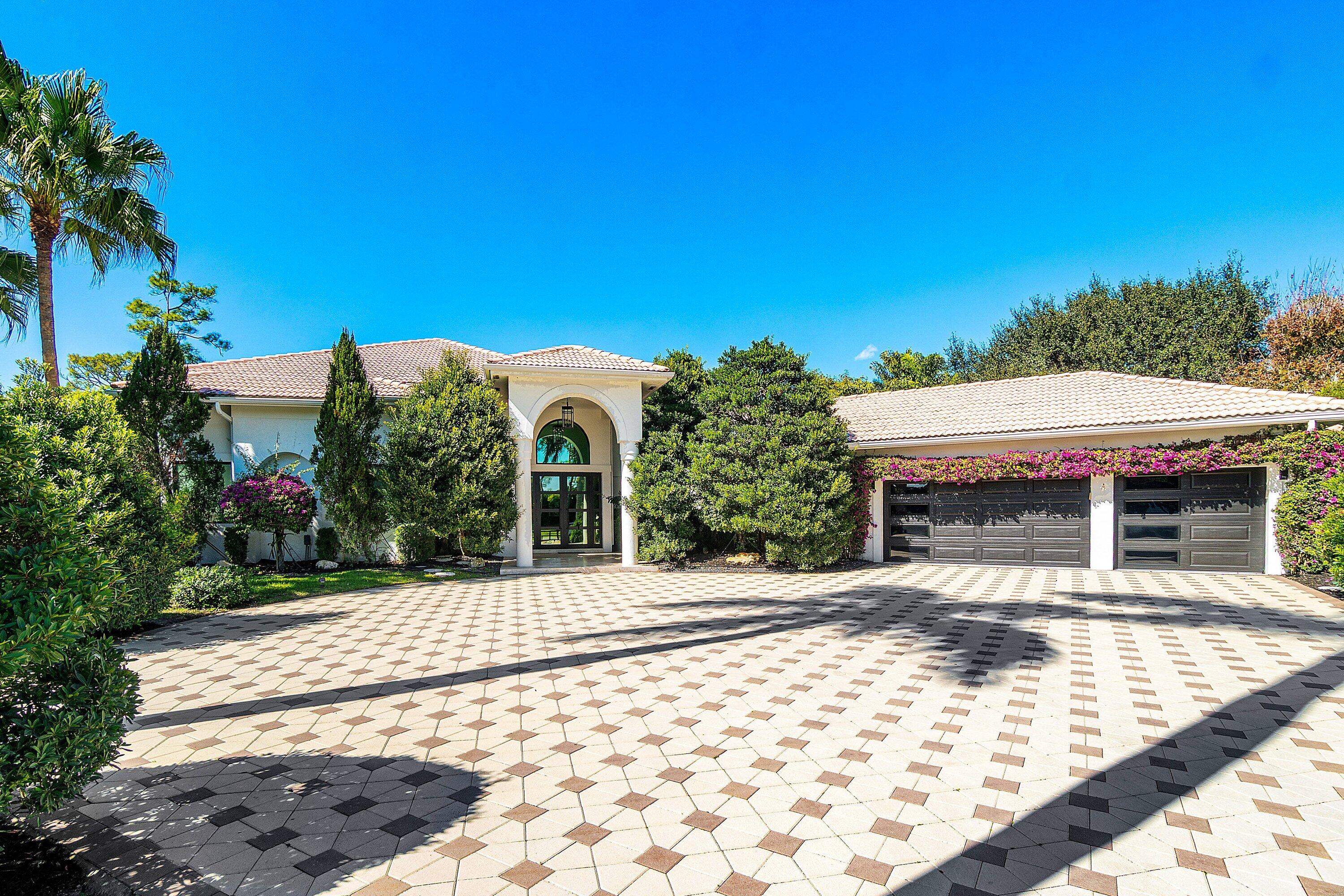 SHERBROOKE ESTATES - Residential