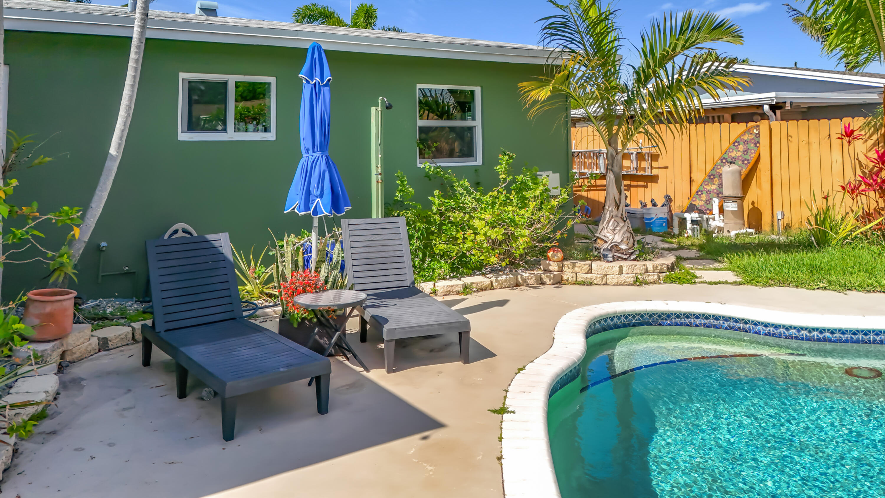 CORAL MANOR 5TH ADD - Residential