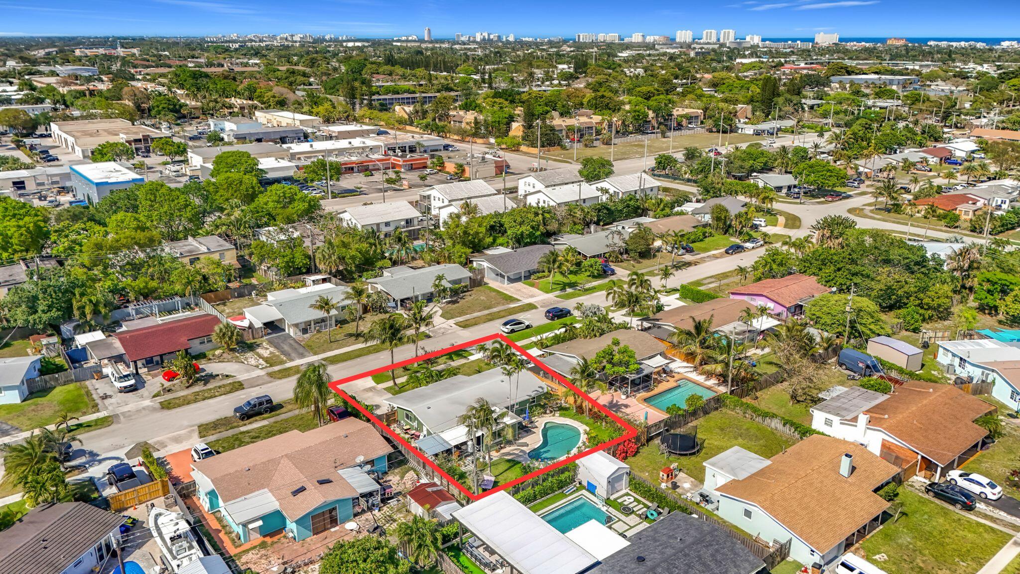 CORAL MANOR 5TH ADD - Residential