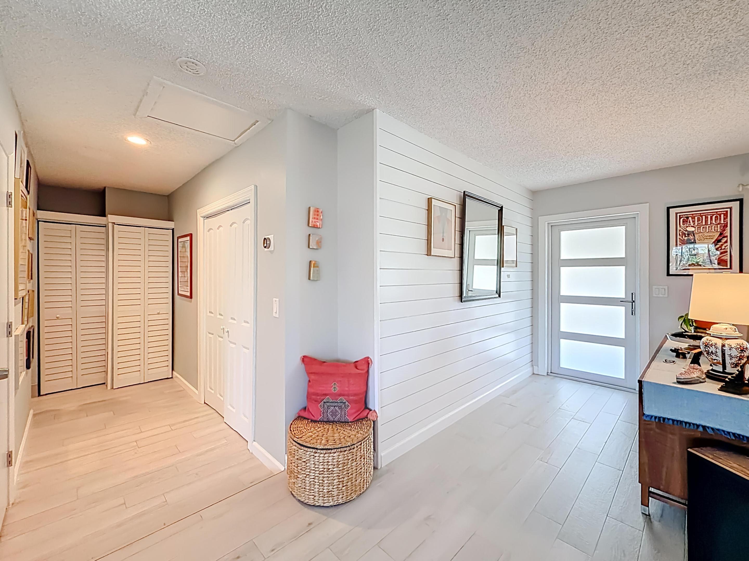 CORAL MANOR 5TH ADD - Residential