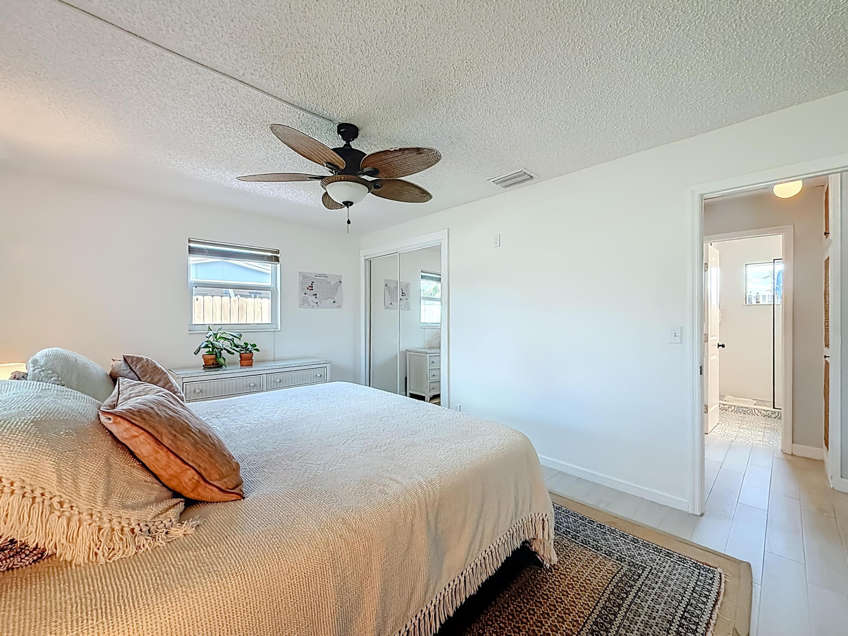 CORAL MANOR 5TH ADD - Residential