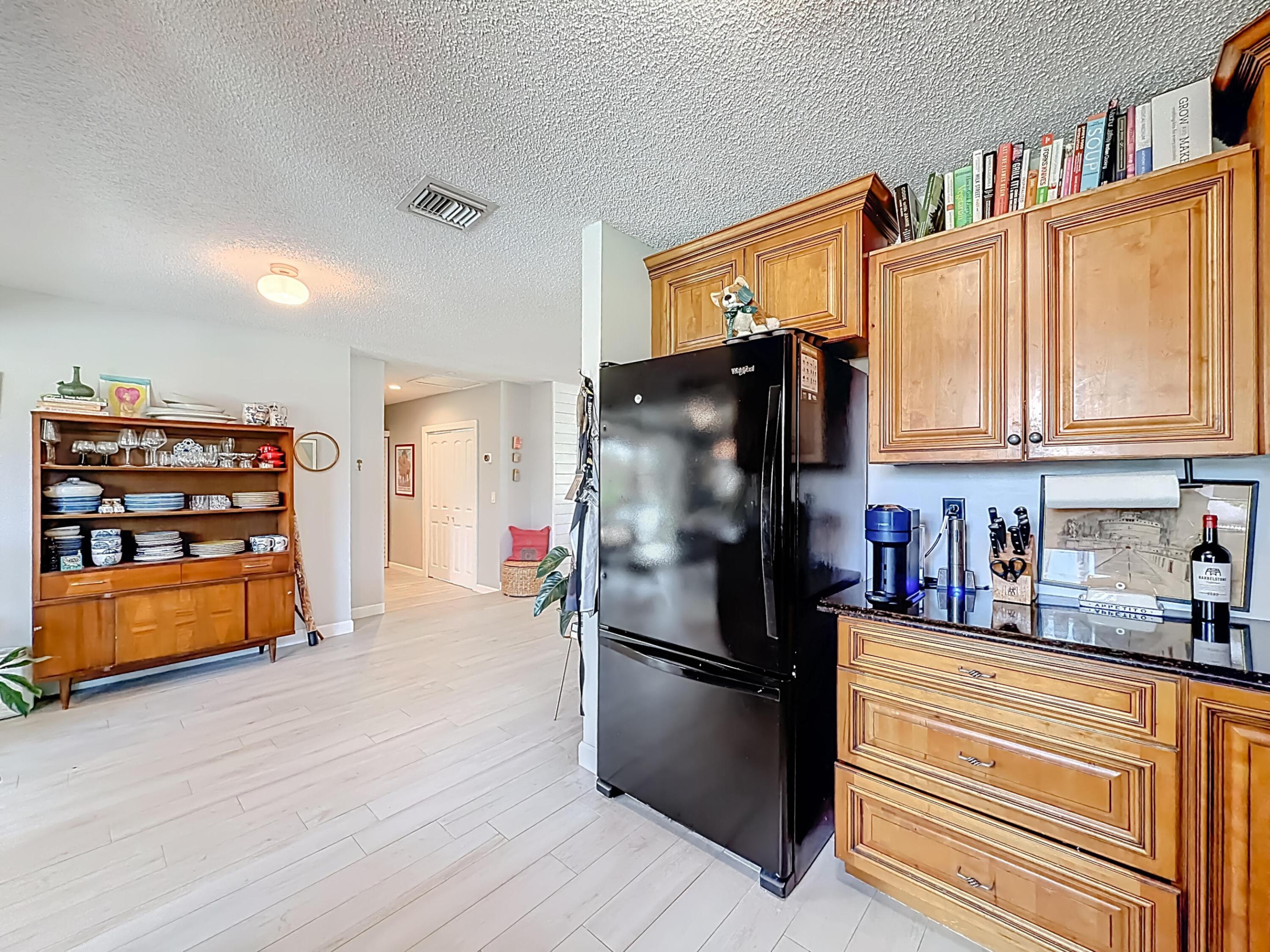 CORAL MANOR 5TH ADD - Residential