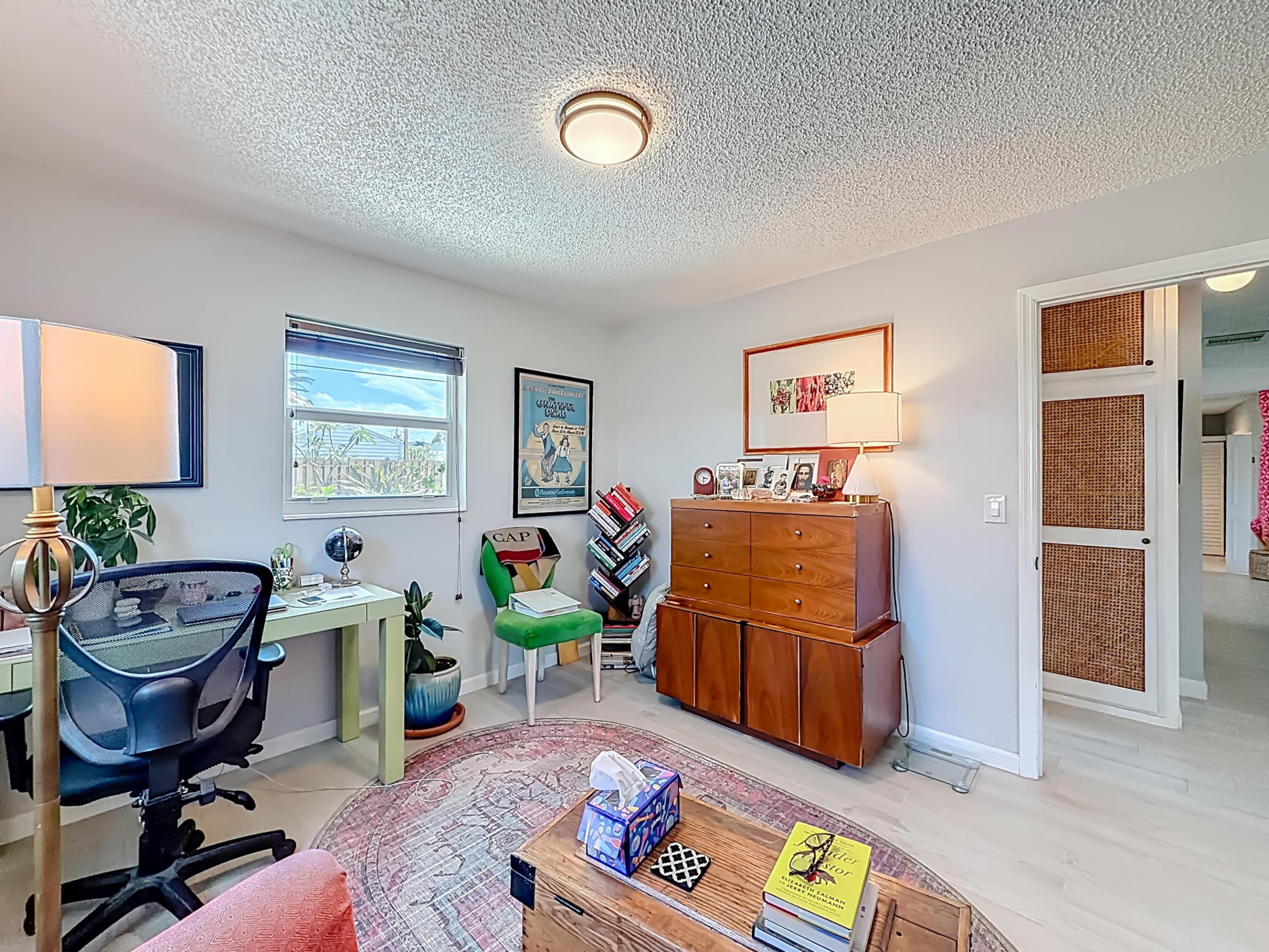 CORAL MANOR 5TH ADD - Residential