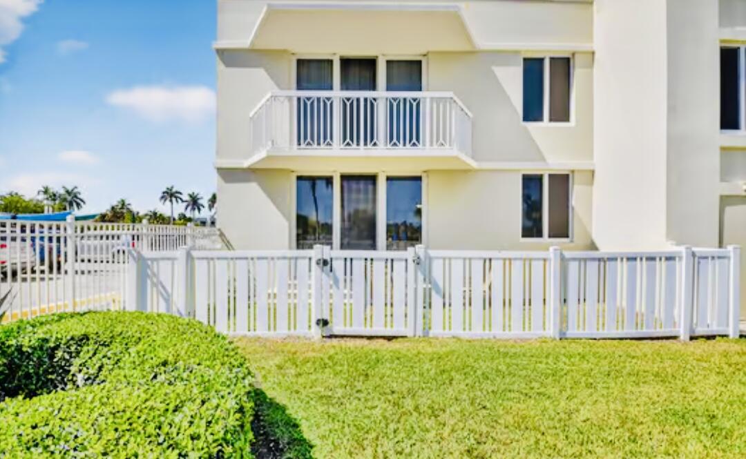 MAYAN TOWERS CONDO I - Residential