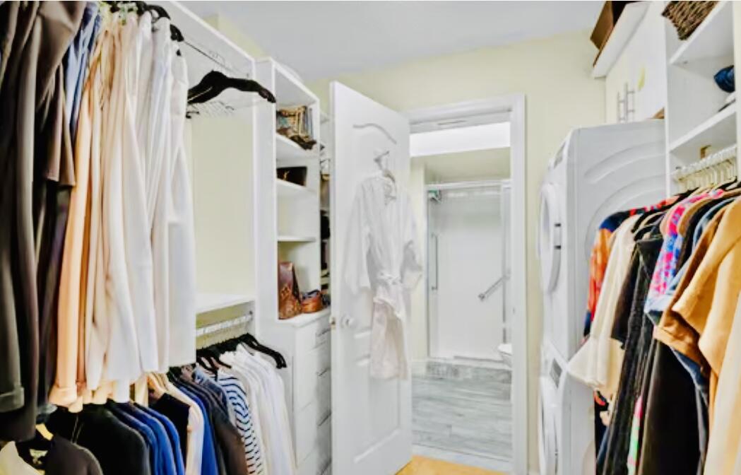 MAYAN TOWERS CONDO I - Residential