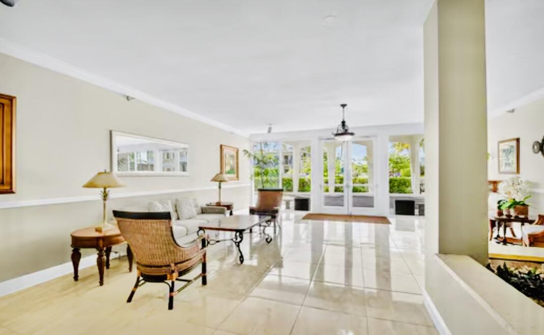 MAYAN TOWERS CONDO I - Residential