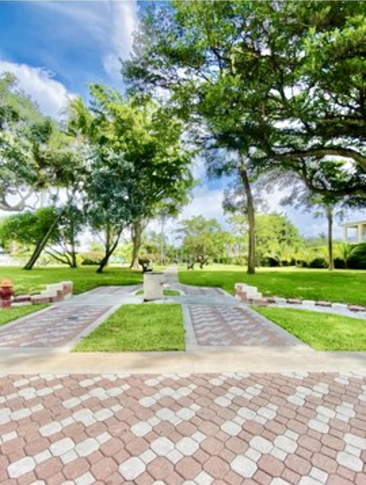 MAYAN TOWERS CONDO I - Residential