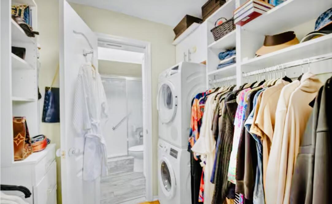 MAYAN TOWERS CONDO I - Residential