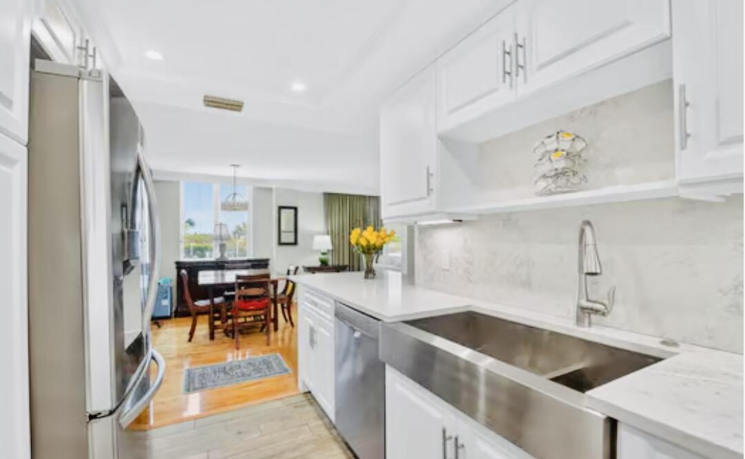 MAYAN TOWERS CONDO I - Residential