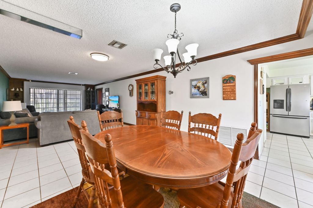 Photo of 10135 Eaglewood Terrace #B, Boynton Beach, FL 33436 (MLS # R11157200)