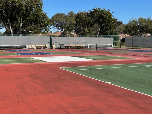 PALM CHASE LAKES CONDO - Residential