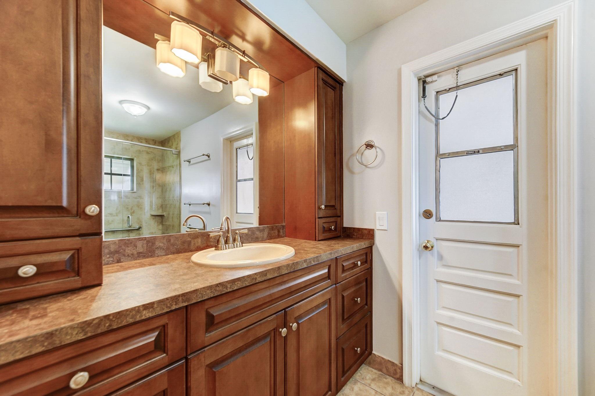 Ramblewood 76-49 B - Residential