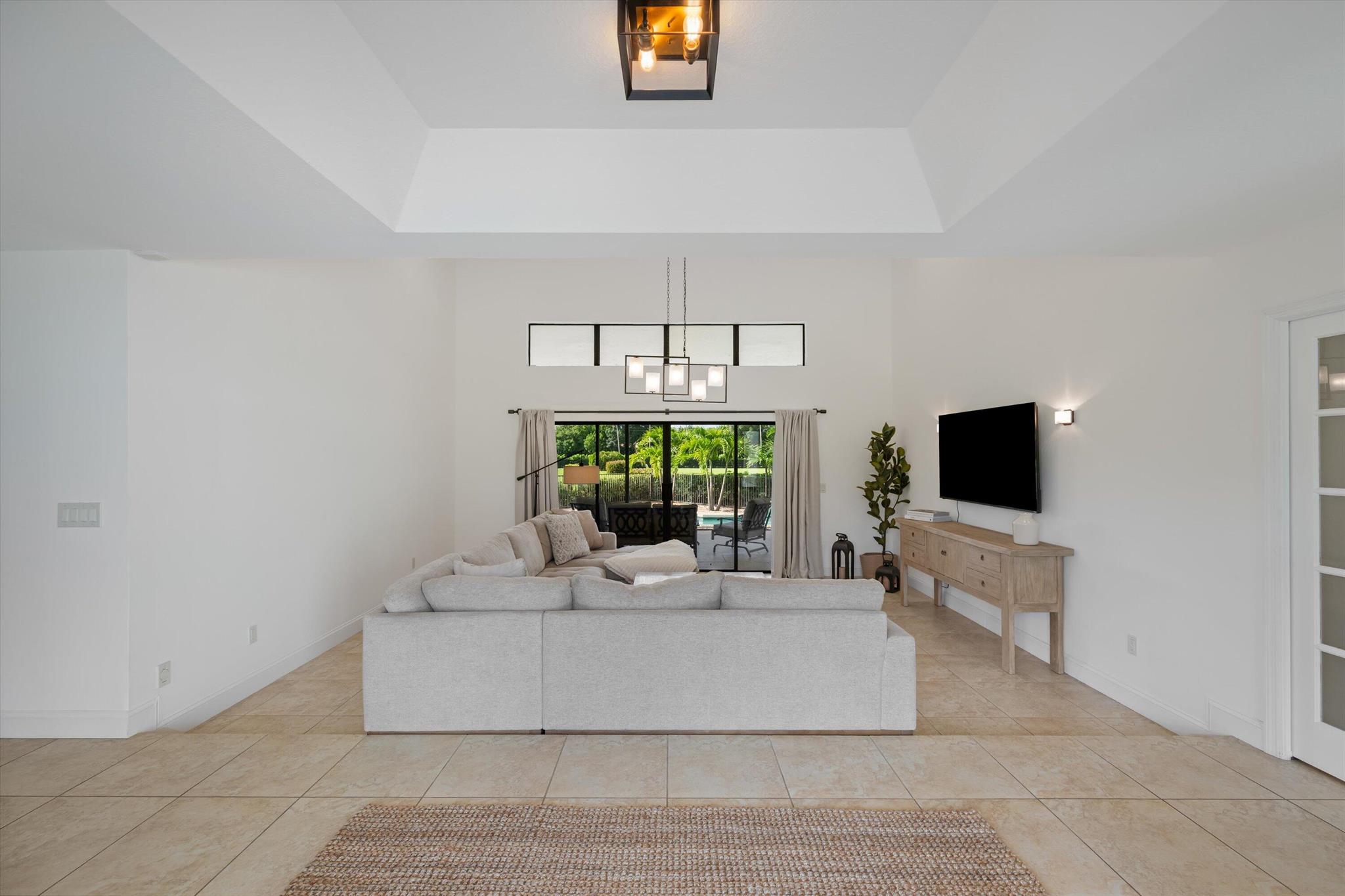 14596 Belmont Trace House