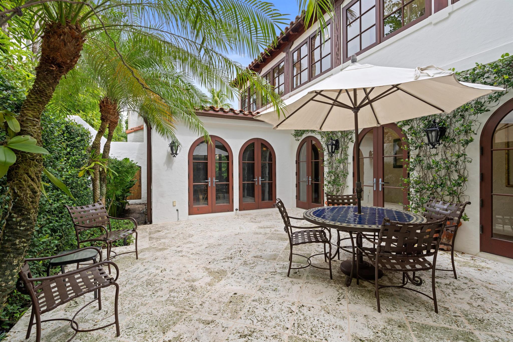 ROYAL PARK - Residential