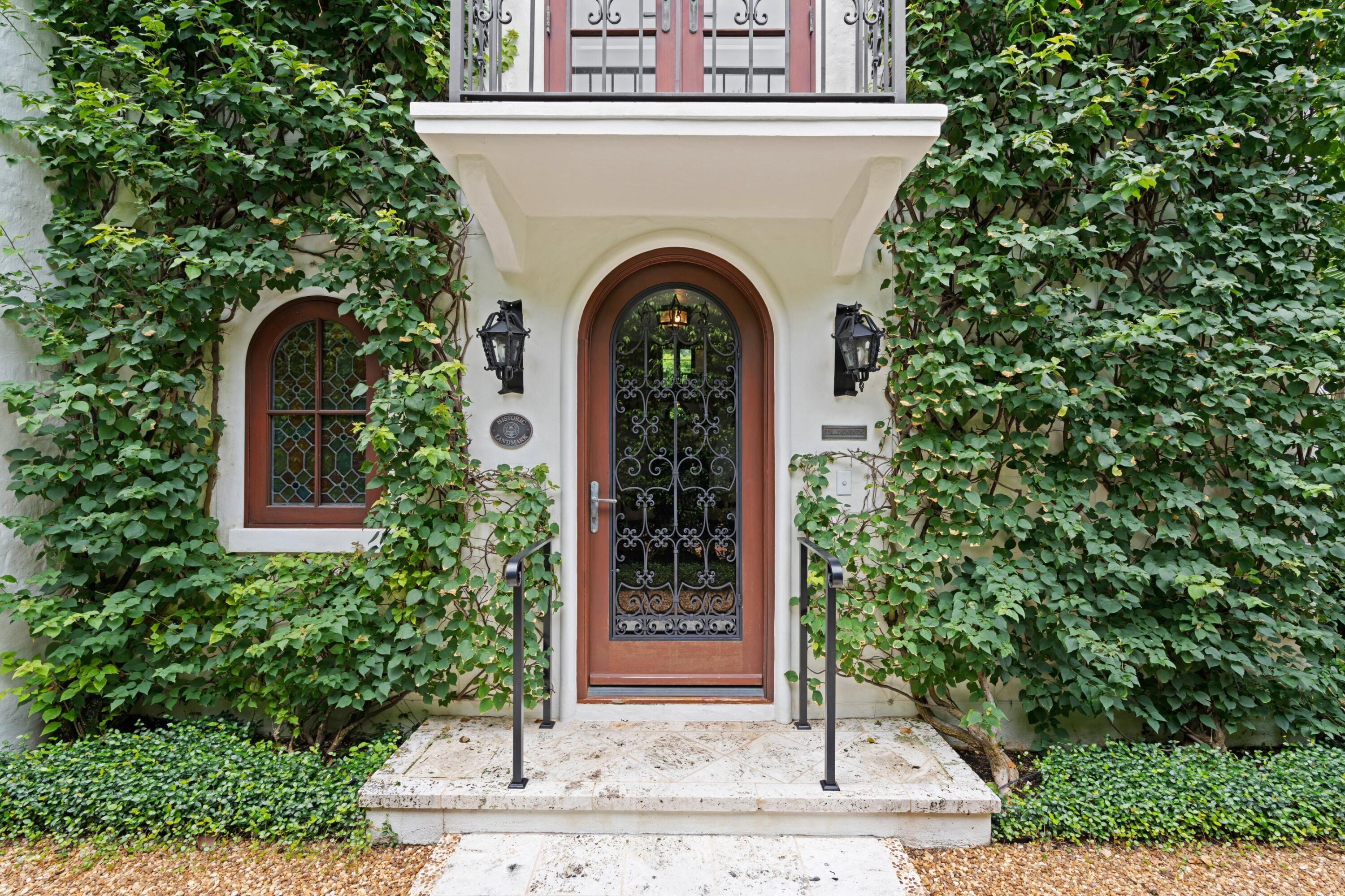 ROYAL PARK - Residential