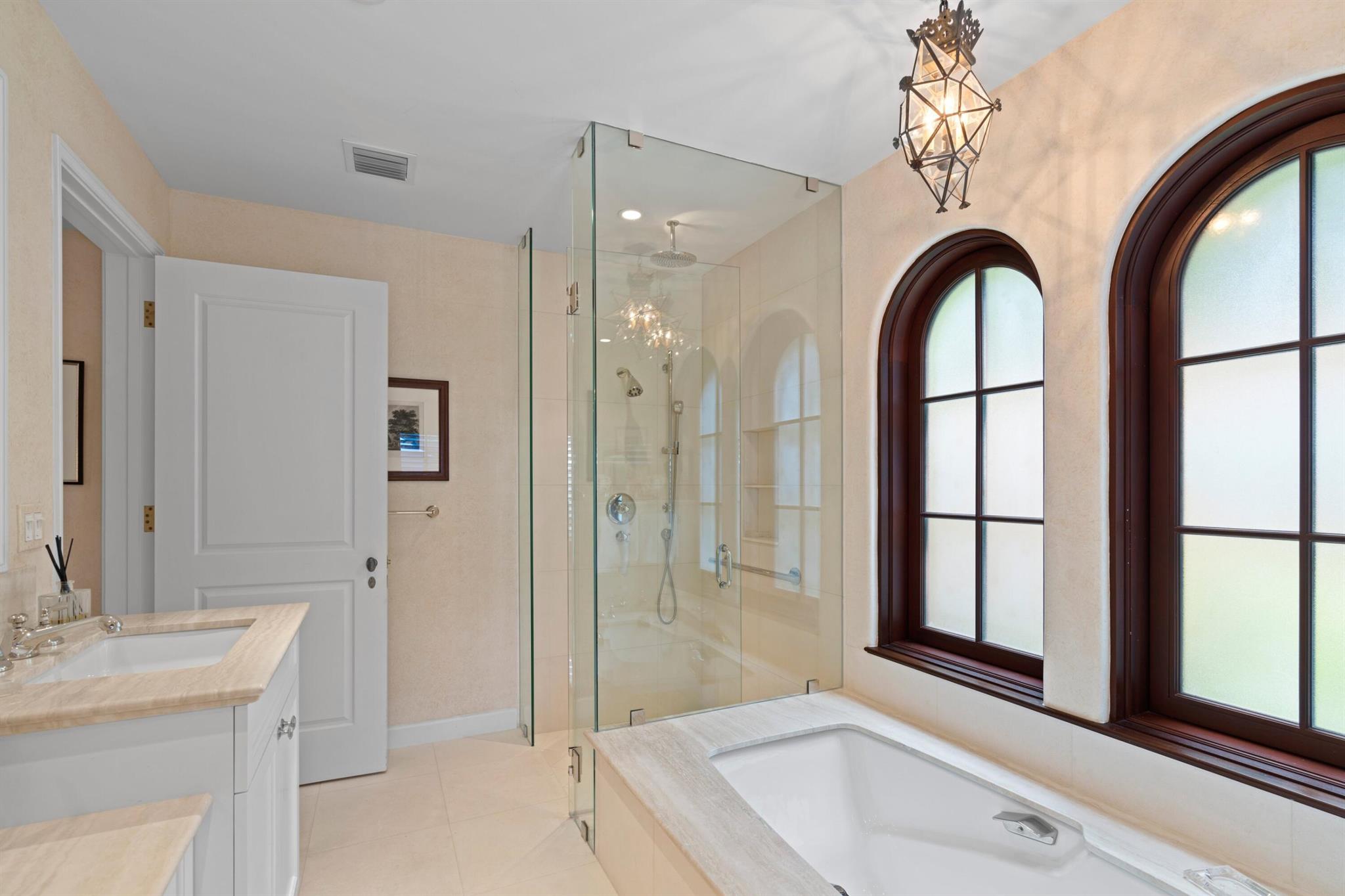 ROYAL PARK - Residential