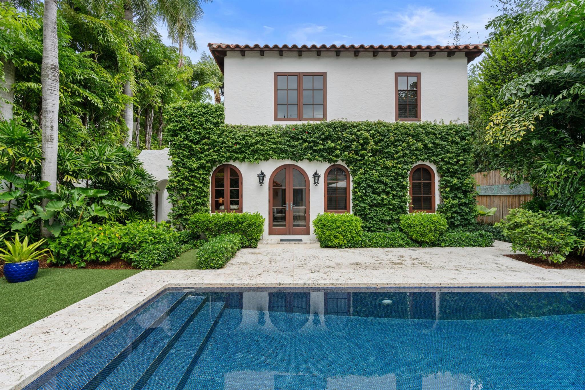 ROYAL PARK - Residential