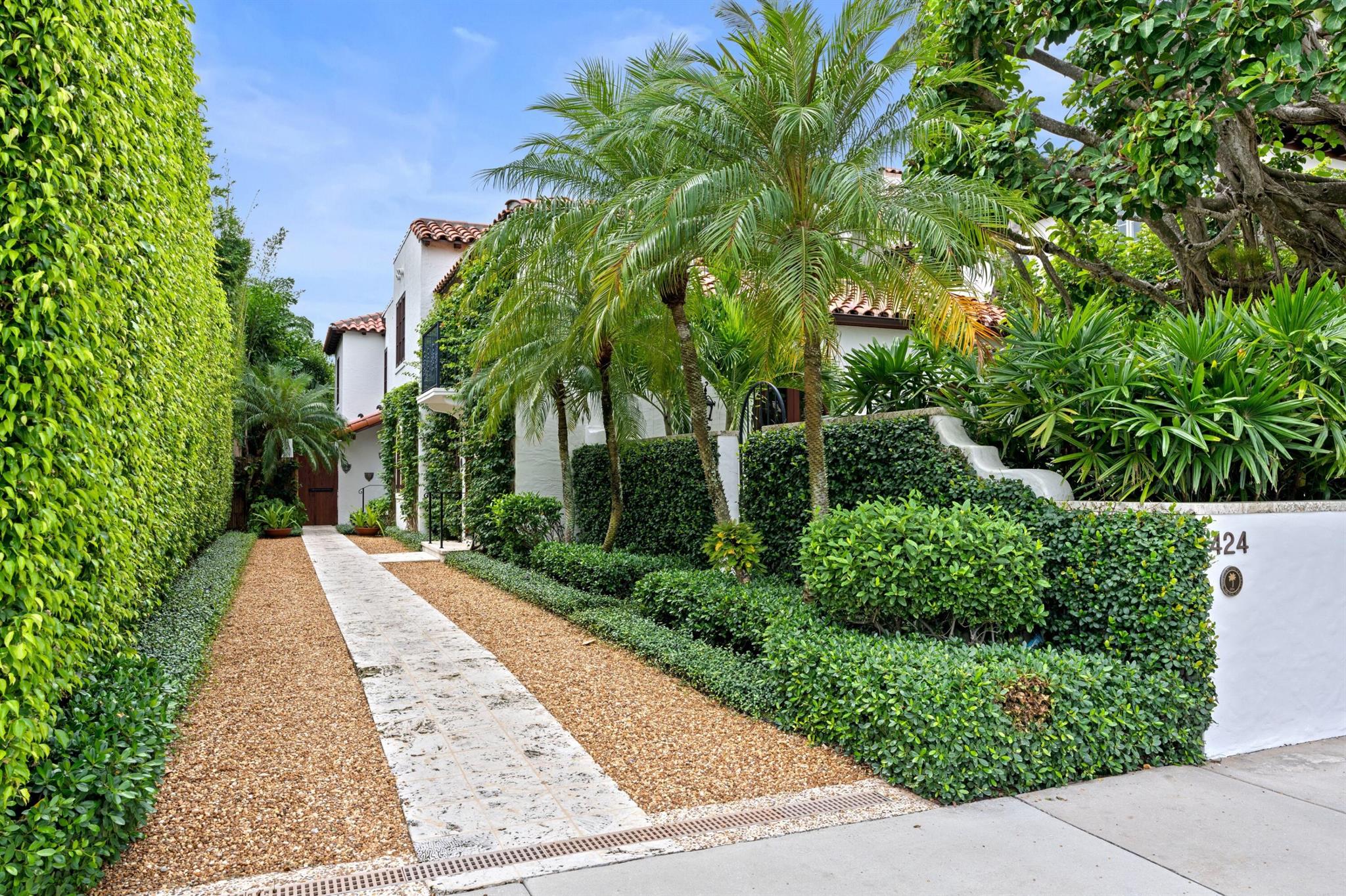 ROYAL PARK - Residential