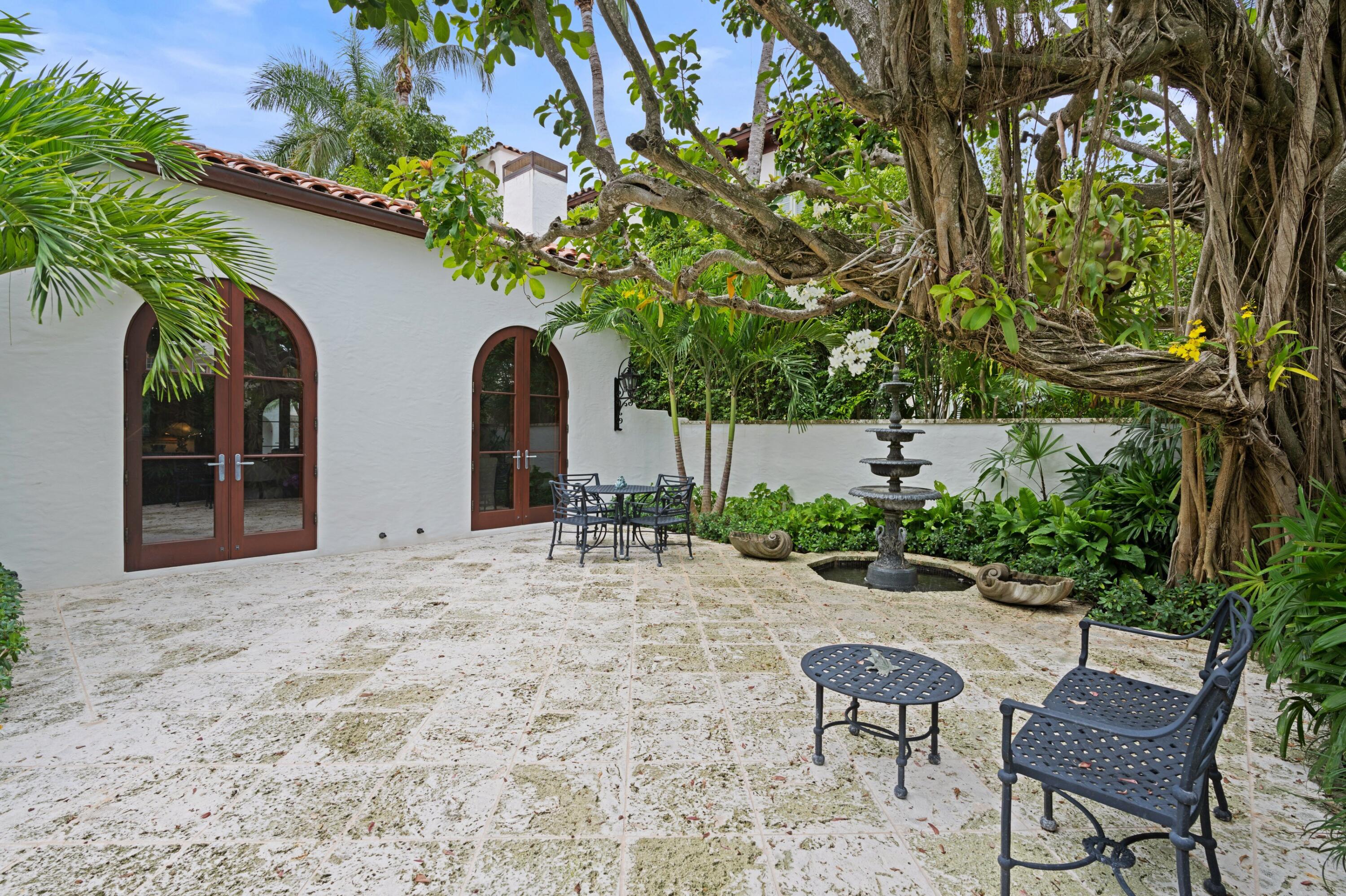 ROYAL PARK - Residential