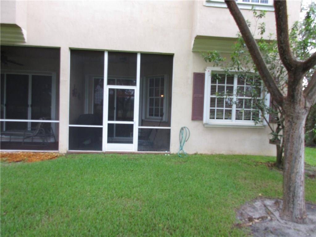 ROLLING HILLS GOLF & TENN - Residential
