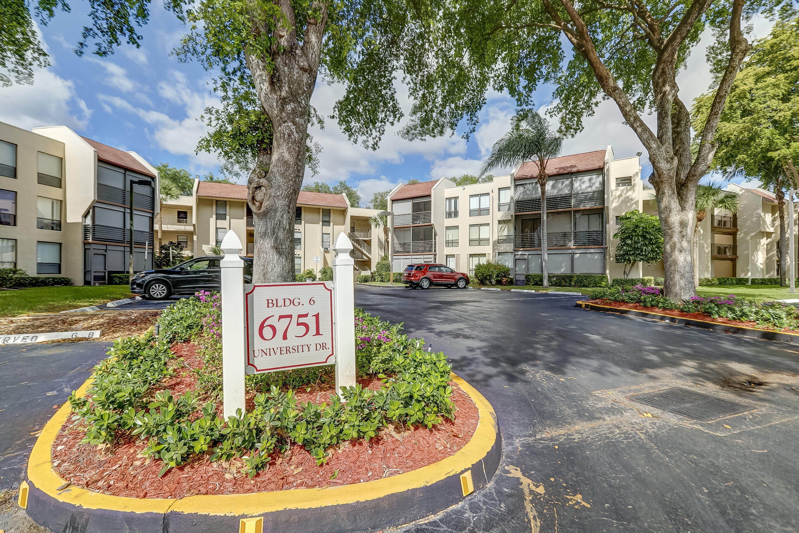 6751 N University Drive 302, Tamarac FL 33321