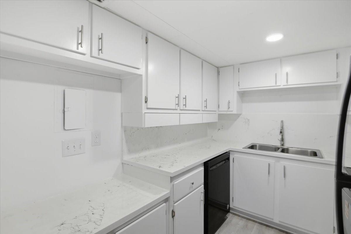 The Falls of Inverrary - Residential