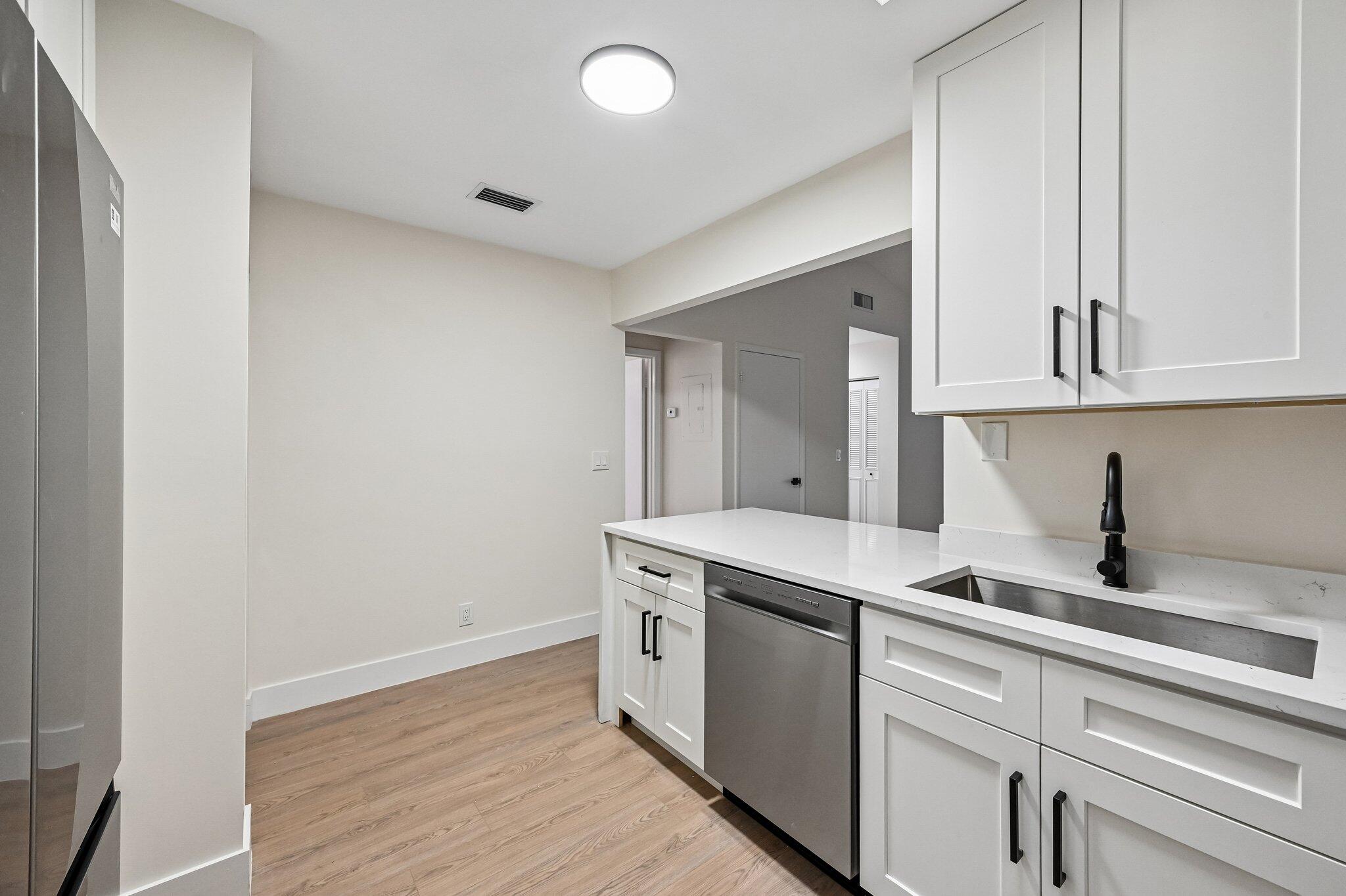 EASTRIDGE ESTATES - Residential