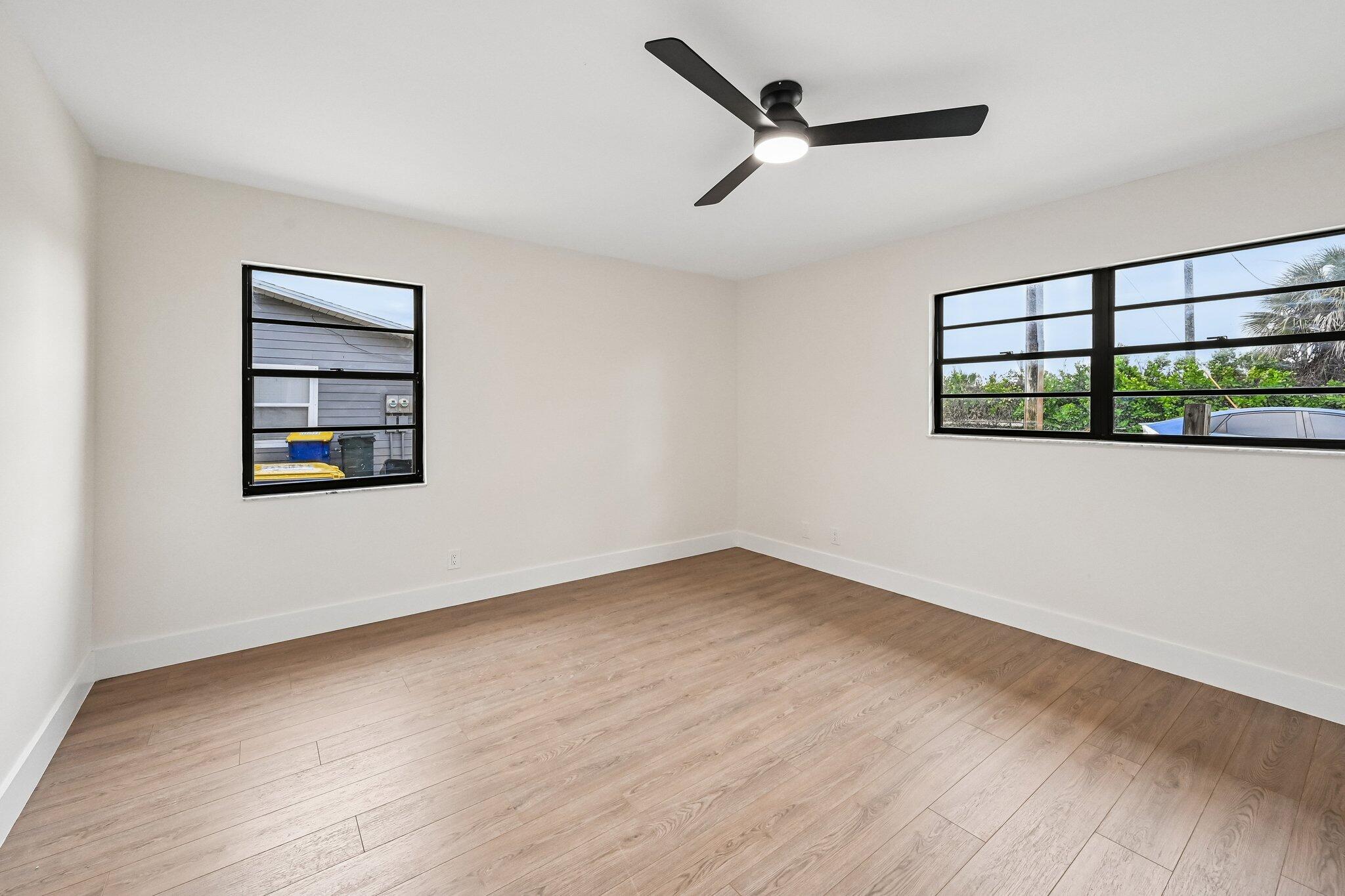 EASTRIDGE ESTATES - Residential