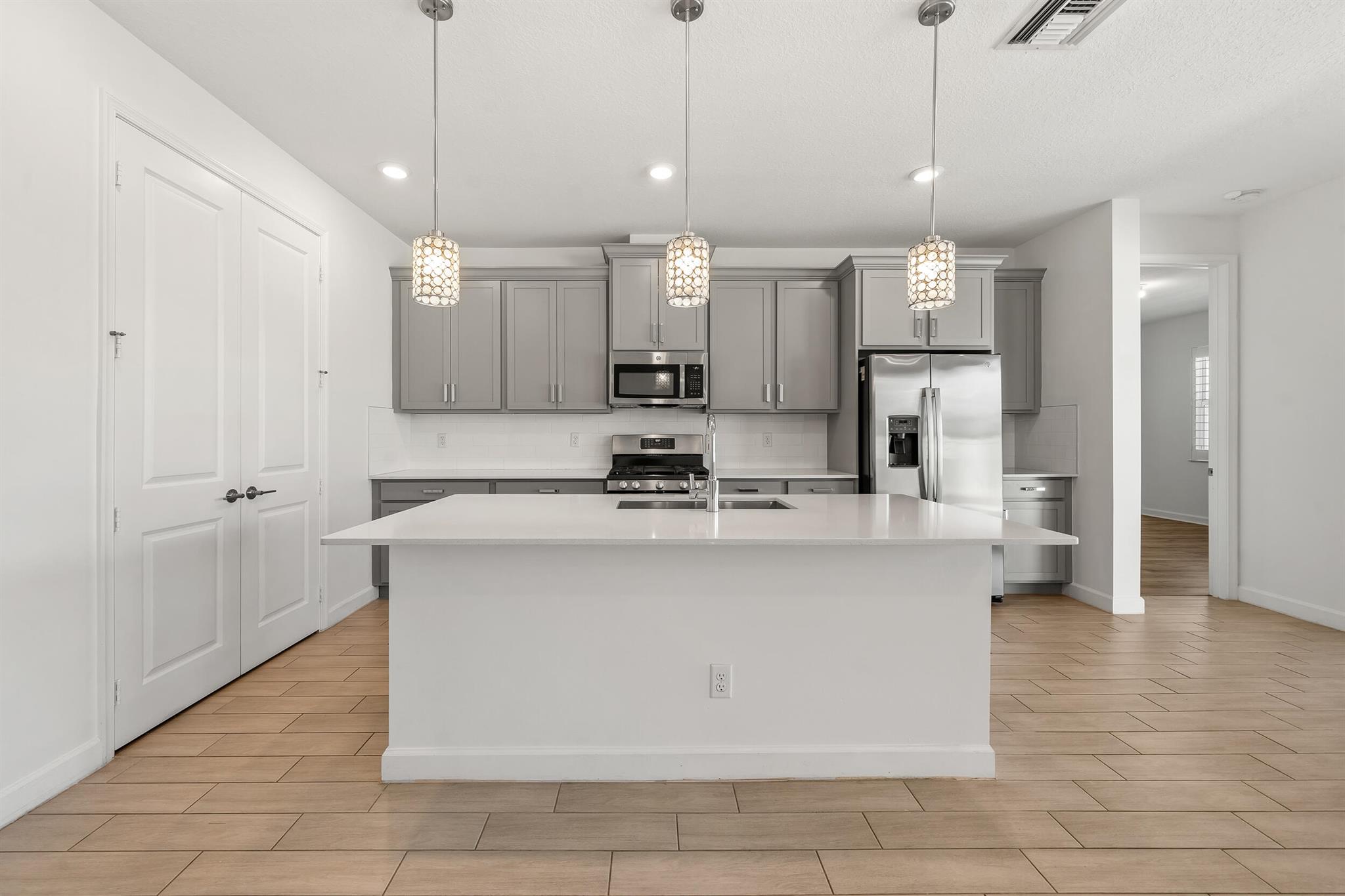 ARDEN PUD POD C NORTH - Residential Lease