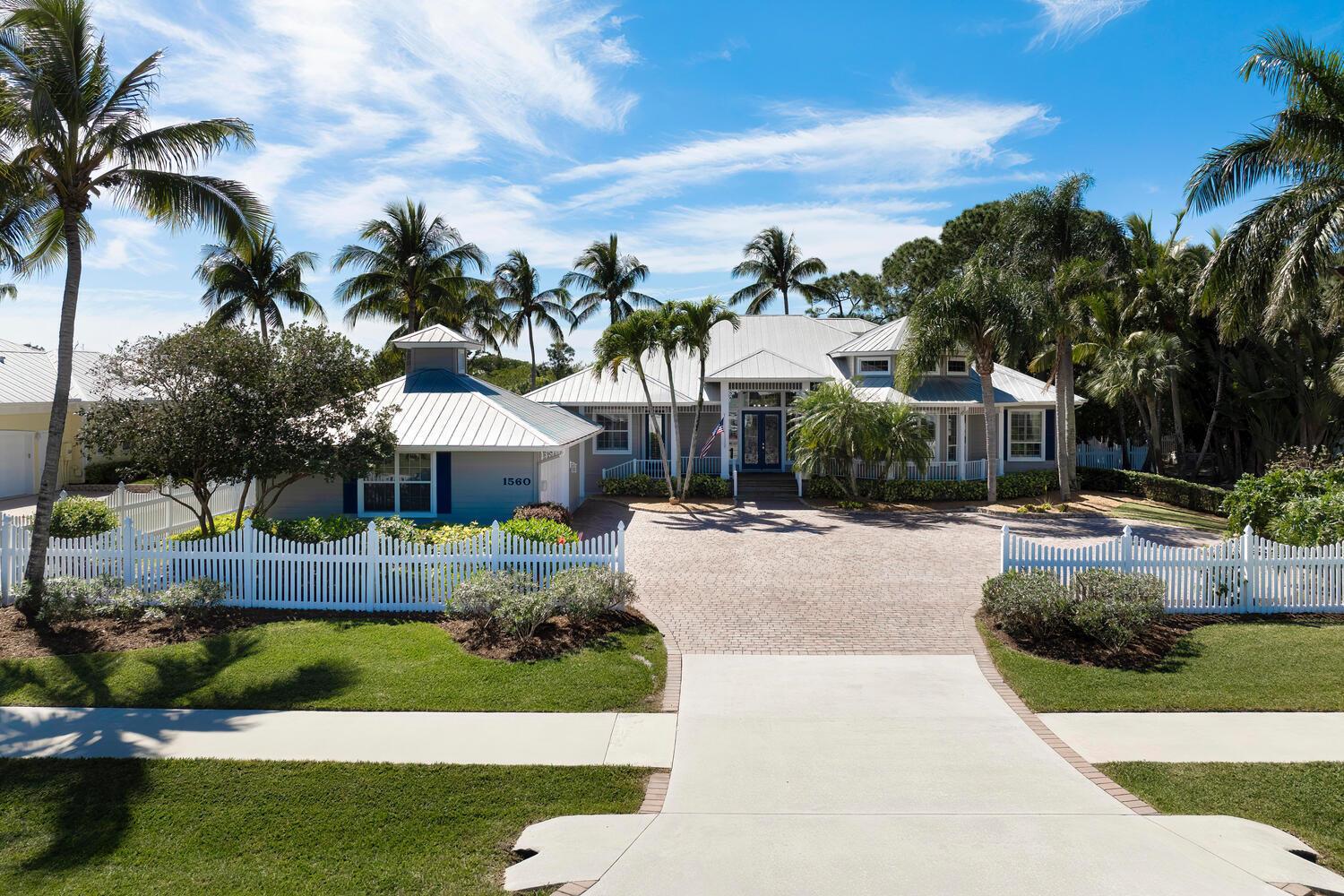 OTTERS RUN - Residential