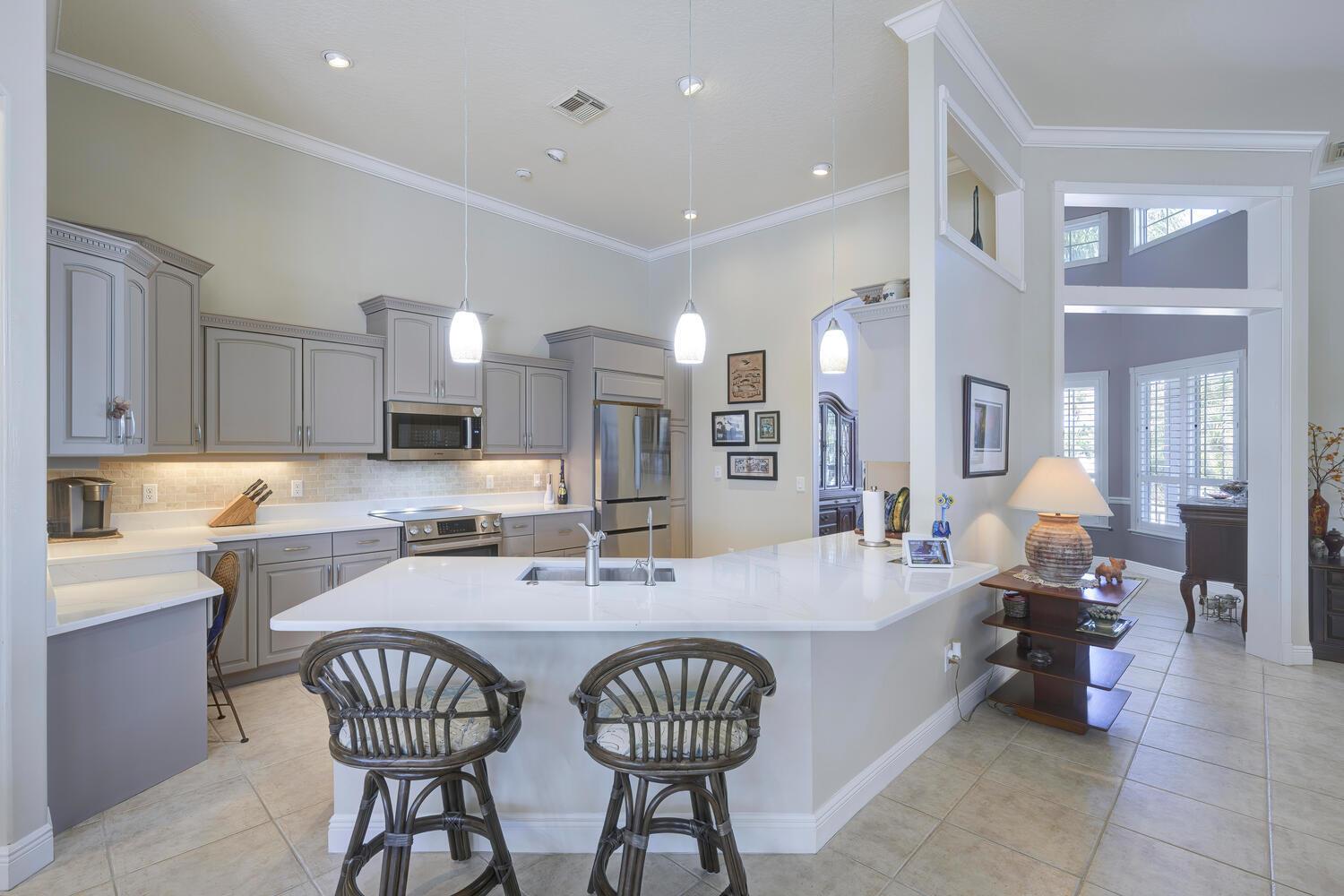 OTTERS RUN - Residential